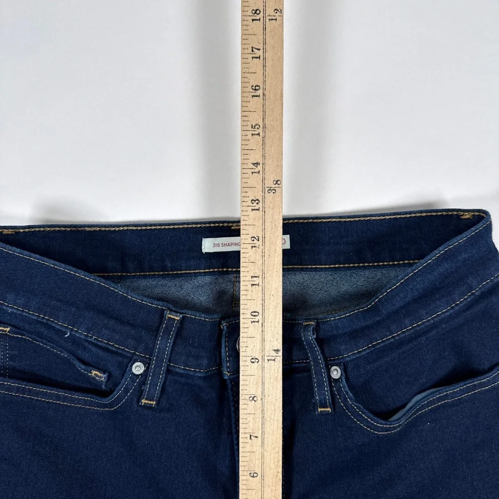 Levis Jeans Womens 30 Blue 318 Shaping Wide Leg Dark Wash High Rise Denim Retro - Picture 6 of 11